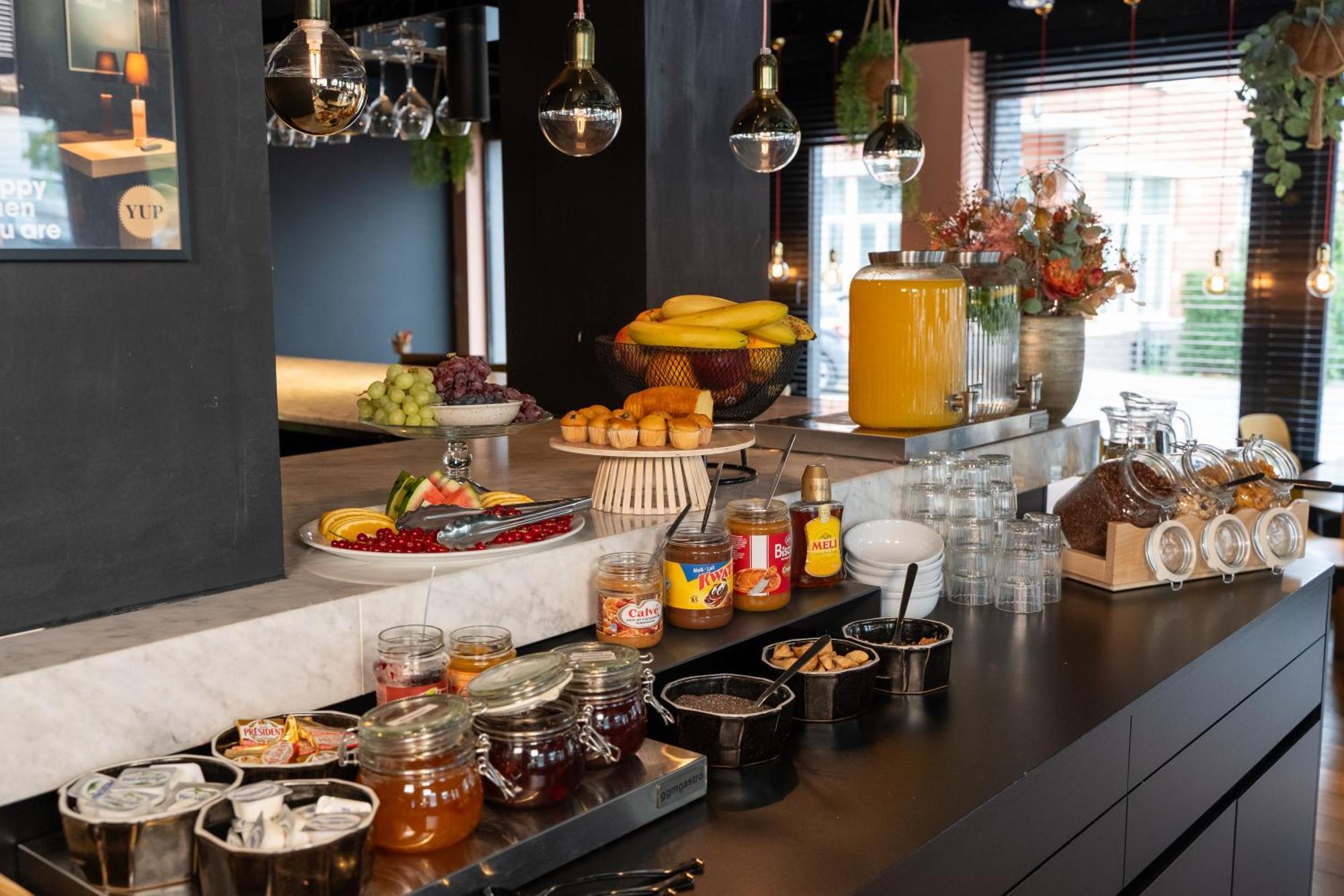 Ibis Styles Hasselt City Centre Eksteriør bilde